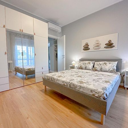 Torre 24 - Luxury Naviglio Suite Milano Esterno foto